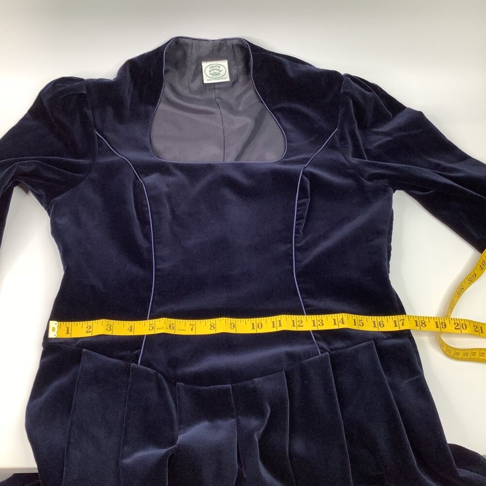 Laura Ashley Vintage Navy Velvet Long Sleeve Dress Size 12 Victorian Faire Goth - Picture 7 of 11